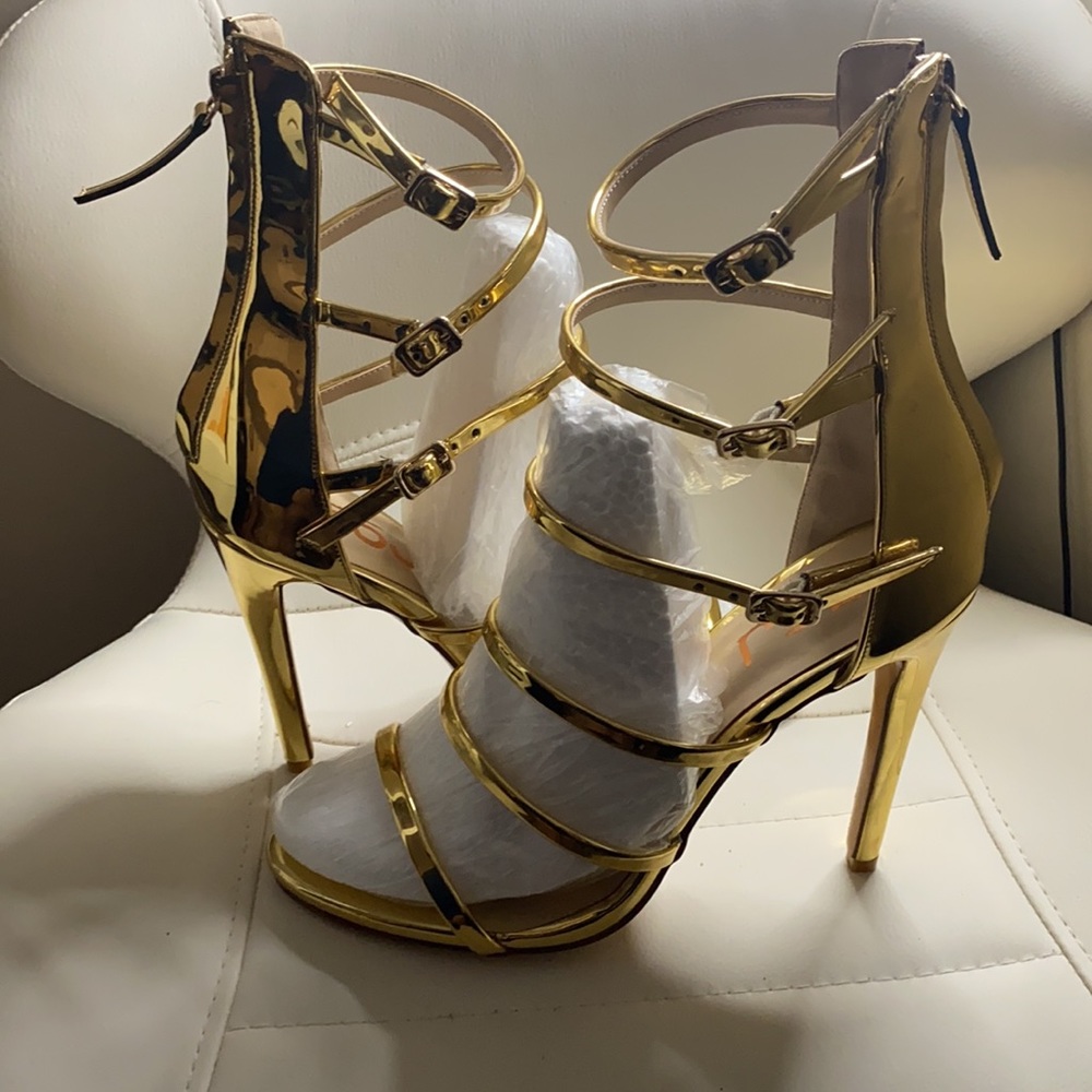 Brand new beautiful gold strap sandals